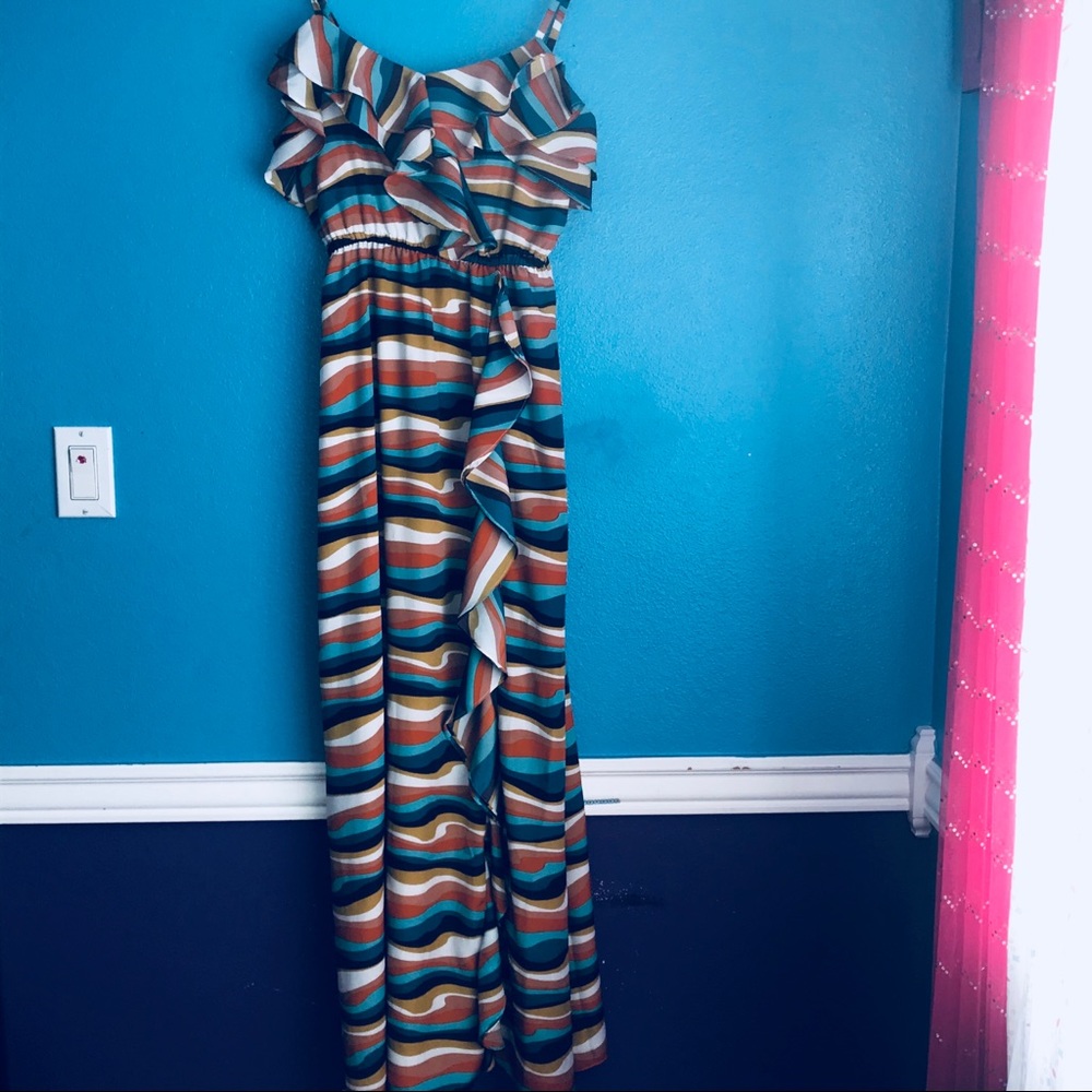 (Love Token) maxi low split dress 🌻